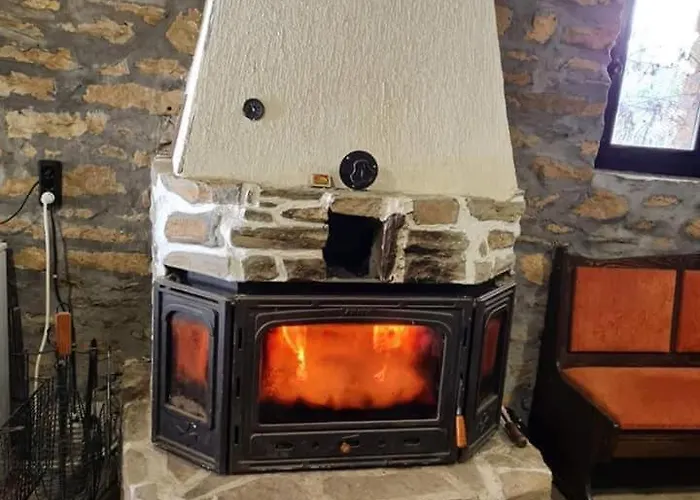 Къща за гости под орехите Трявна